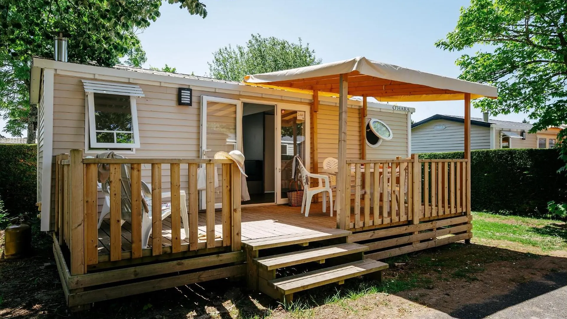 Camping Chateau De Galaure Chateauneuf-de-Galaure 0*,  France